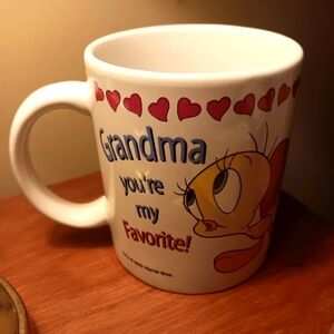 Vintage 2000 Tweety Bird "Grandma You're My Favorite" Mug